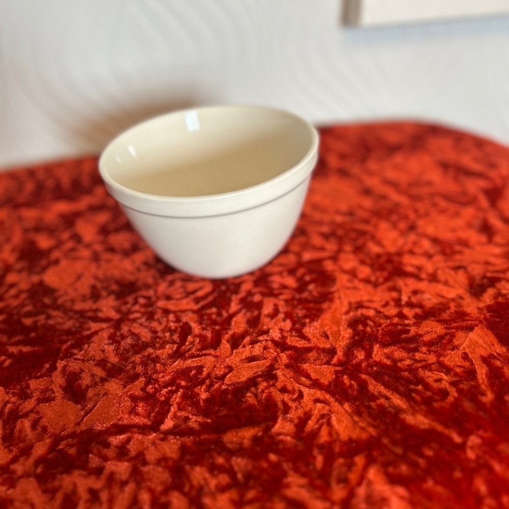 Vintage Cream Ceramic Mixing Bowl - Picture 3 of 4